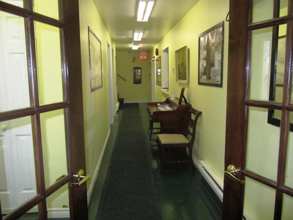 The Gaultois Inn エクステリア 写真